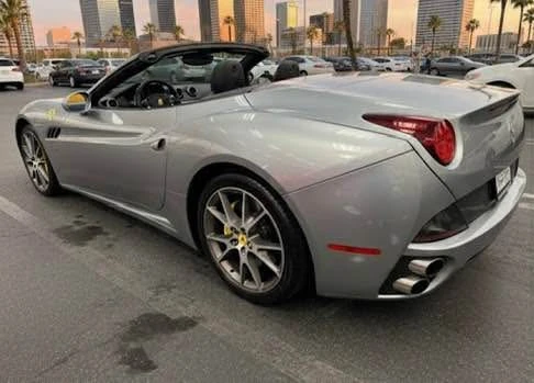 2012 Ferrari California - Image 3 of 10