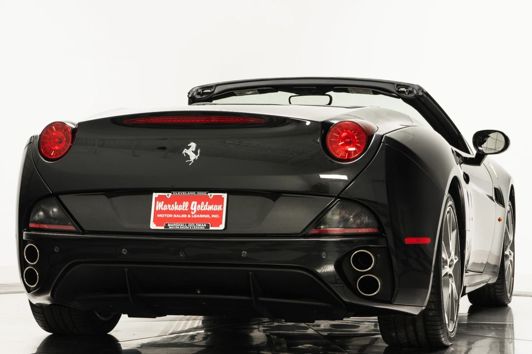 2012 Ferrari California - Image 9 of 21