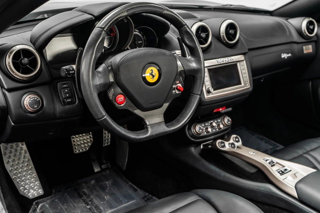2012 Ferrari California - Image 13 of 21