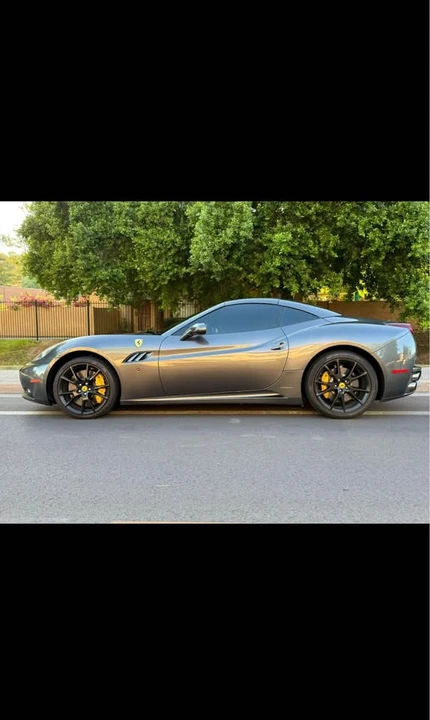 2012 Ferrari California - Image 2 of 13