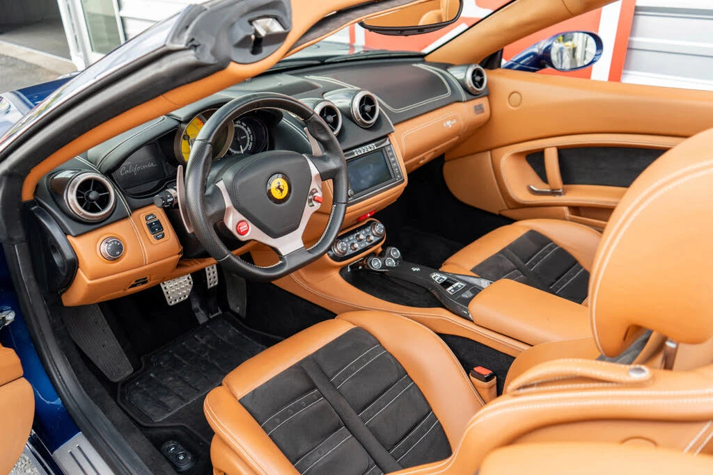 2012 Ferrari California - Image 10 of 31