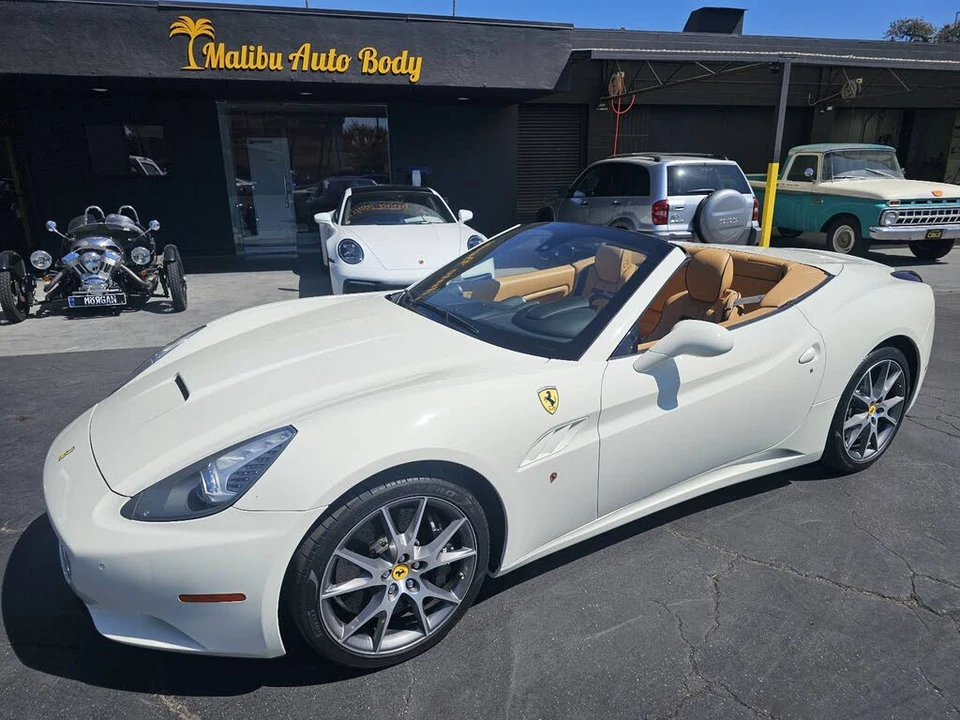 2012 Ferrari California - Image 3 of 31