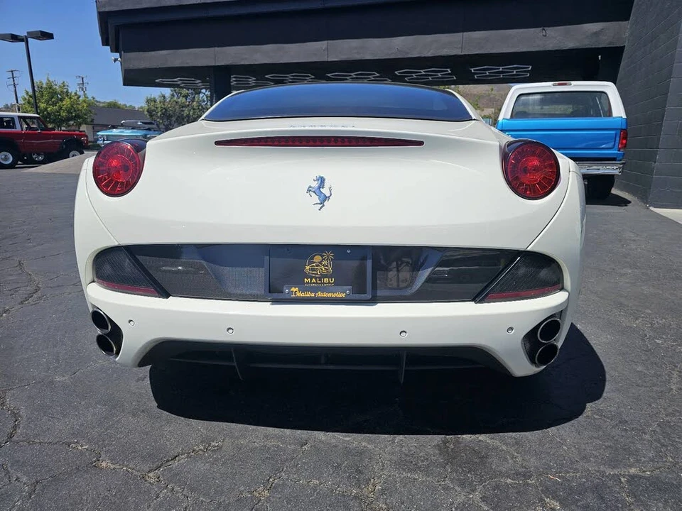 2012 Ferrari California - Image 9 of 31