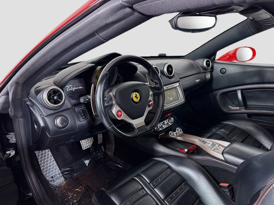 2012 Ferrari California - Image 4 of 31