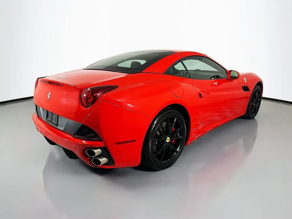 2012 Ferrari California - Image 9 of 31