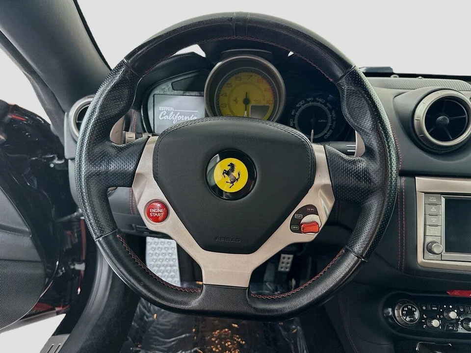 2012 Ferrari California - Image 12 of 31