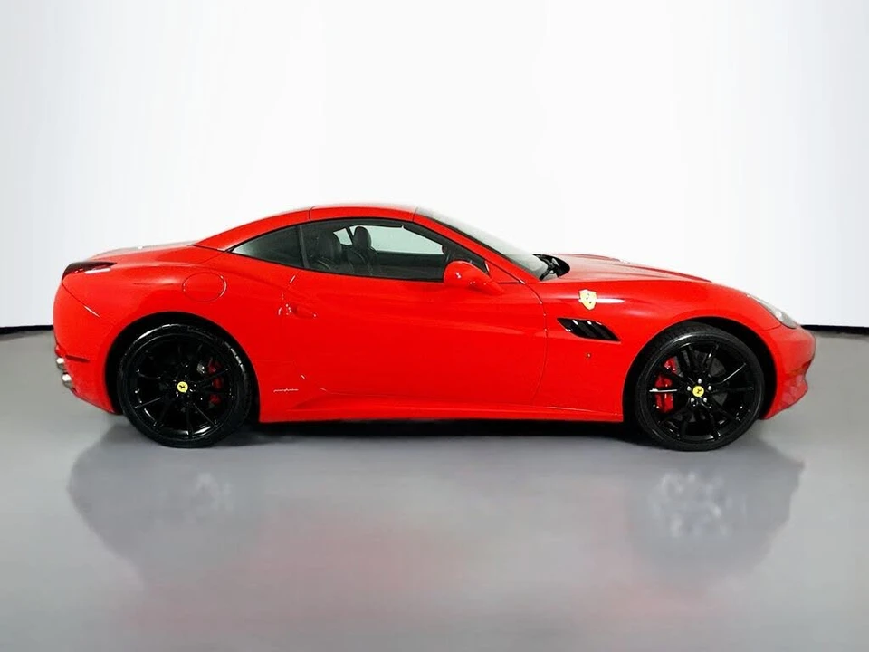 2012 Ferrari California - Image 8 of 31