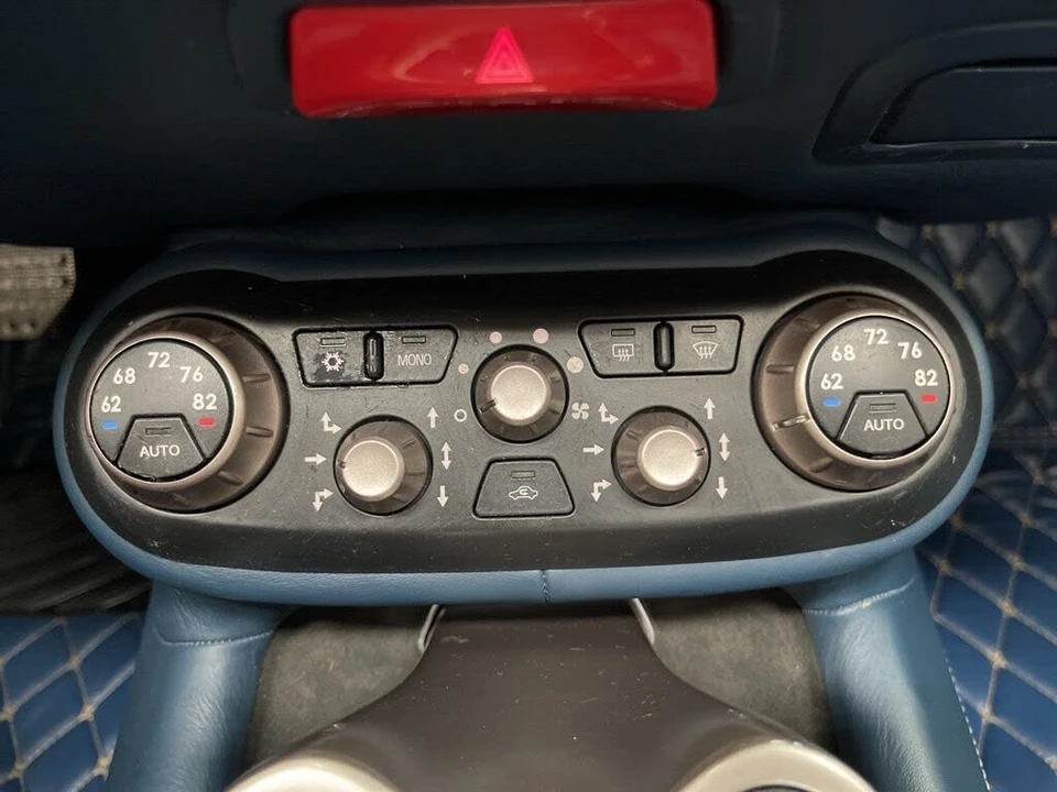 2012 Ferrari California - Image 28 of 31
