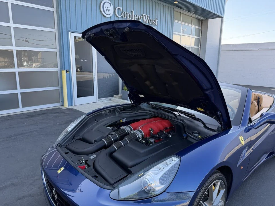 2012 Ferrari California - Image 12 of 18