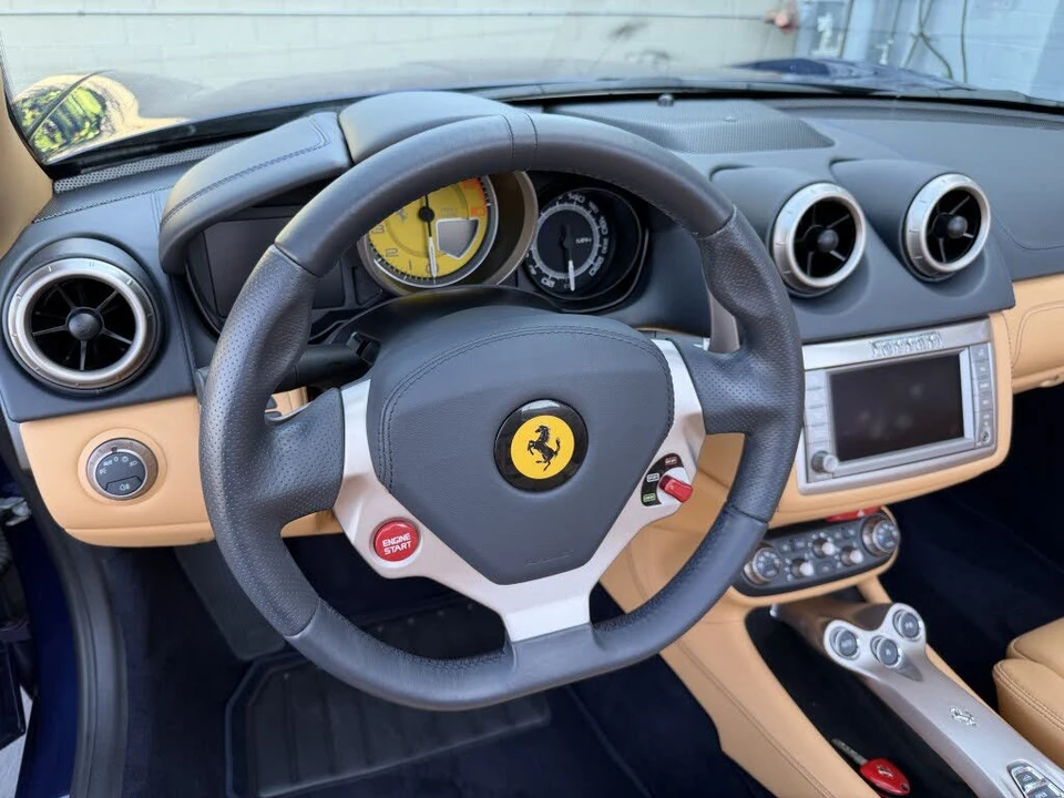 2012 Ferrari California - Image 16 of 18