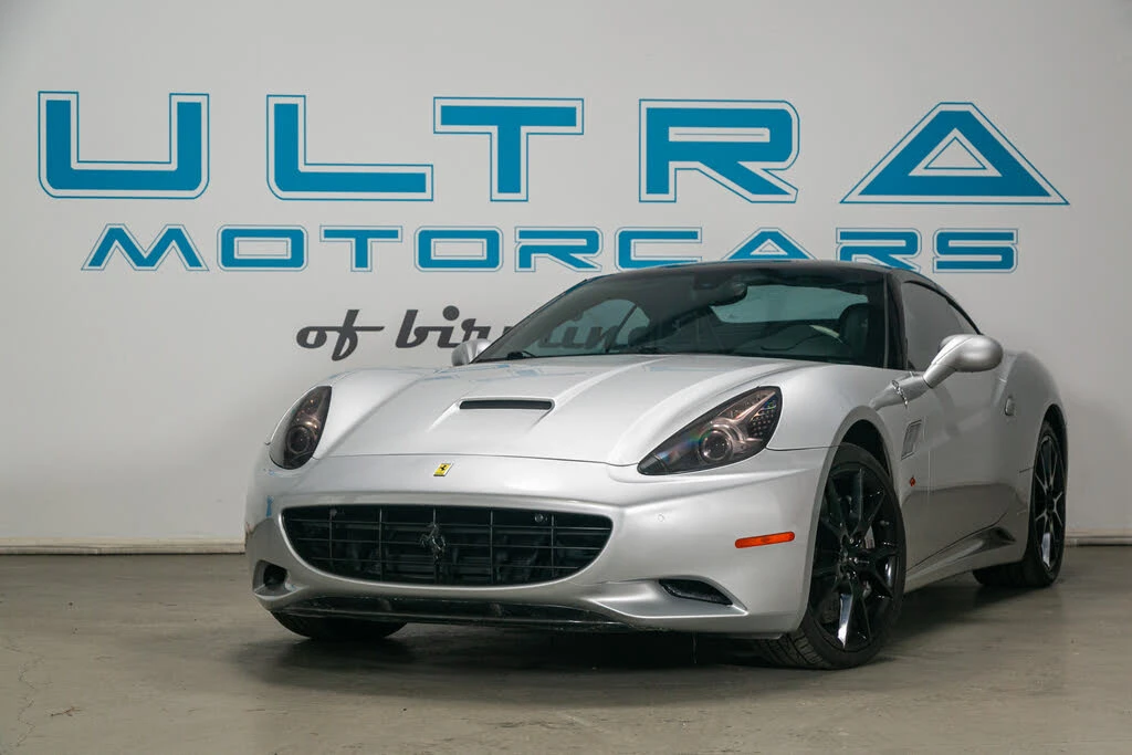 2012 Ferrari California - Image 9 of 31