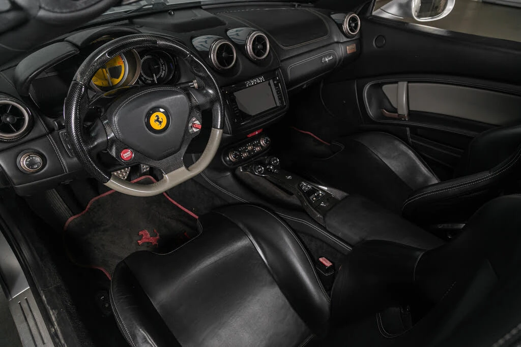 2012 Ferrari California - Image 2 of 31