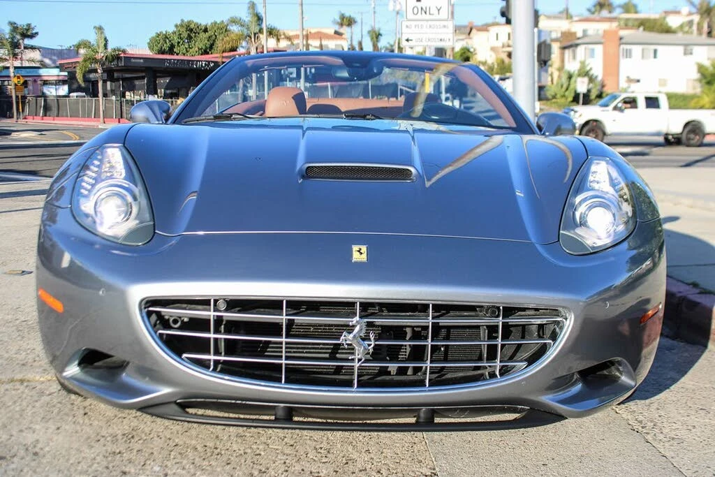 2012 Ferrari California - Image 11 of 31