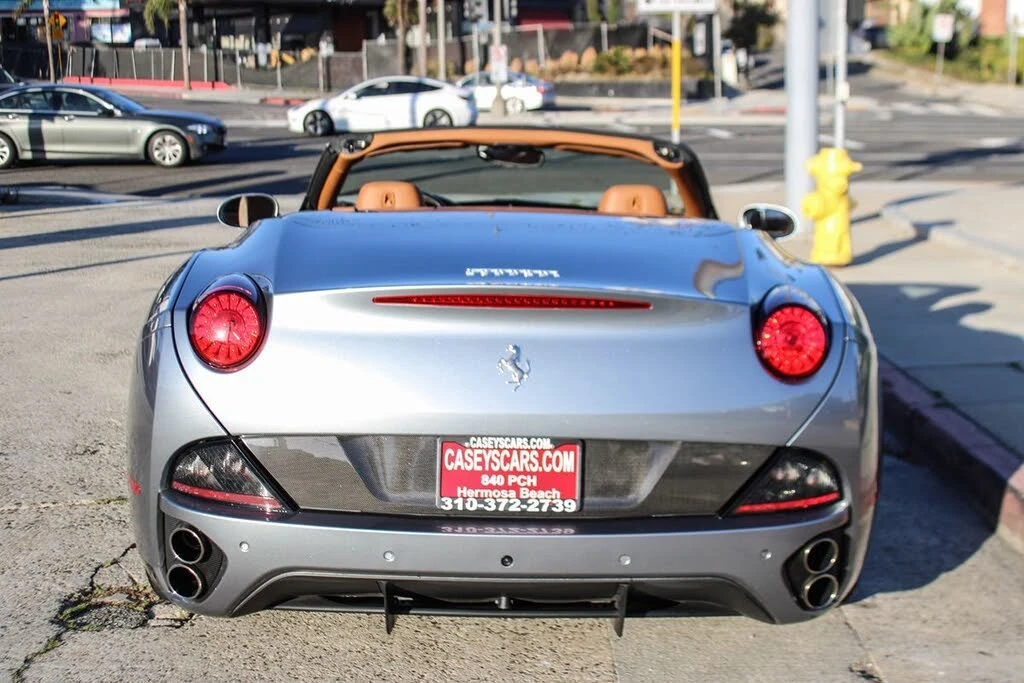 2012 Ferrari California - Image 5 of 31