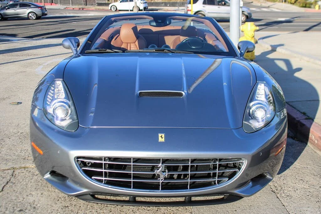 2012 Ferrari California - Image 10 of 31