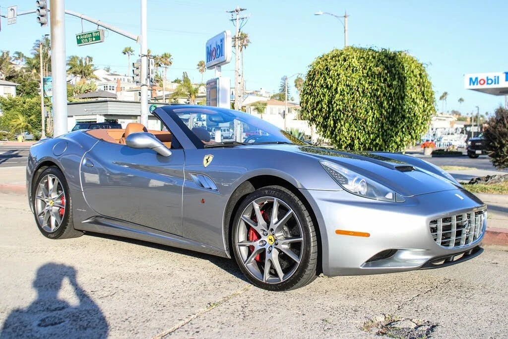 2012 Ferrari California - Image 9 of 31