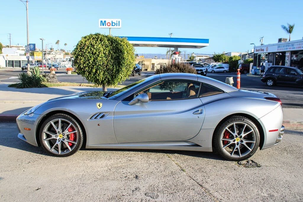 2012 Ferrari California - Image 3 of 31