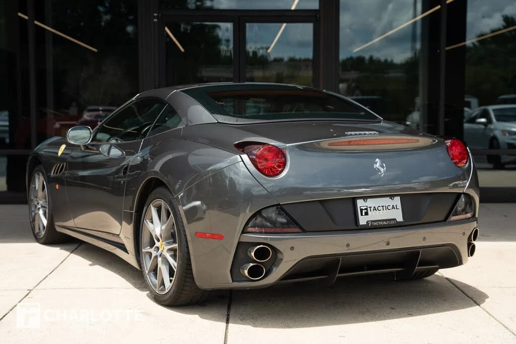 2012 Ferrari California - Image 13 of 31