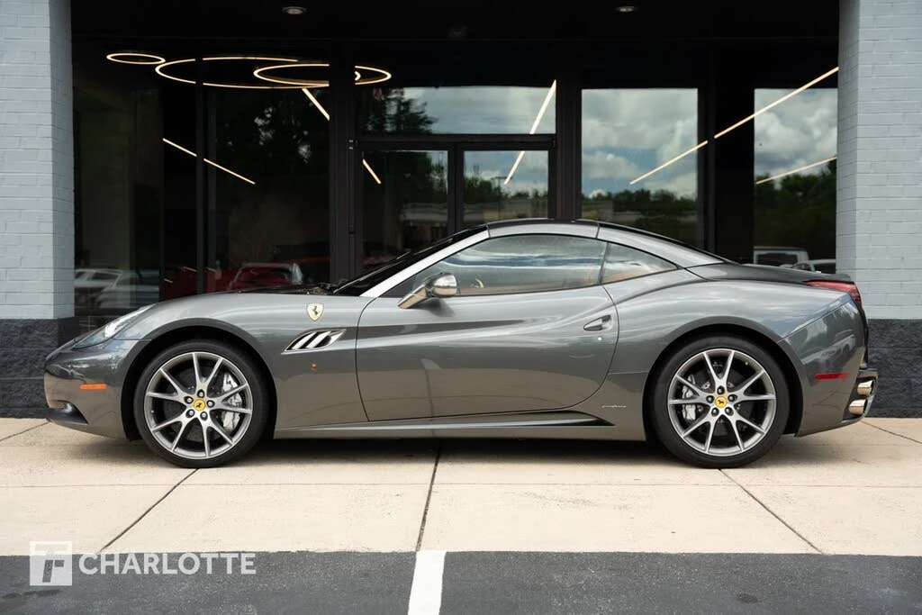 2012 Ferrari California - Image 8 of 31