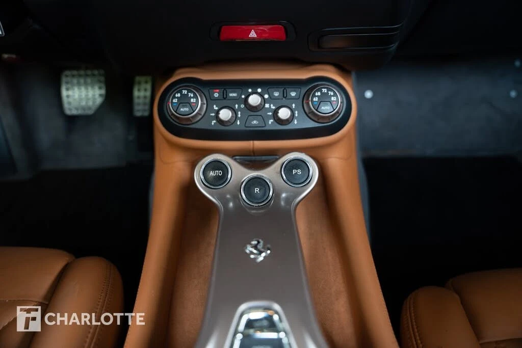 2012 Ferrari California - Image 29 of 31