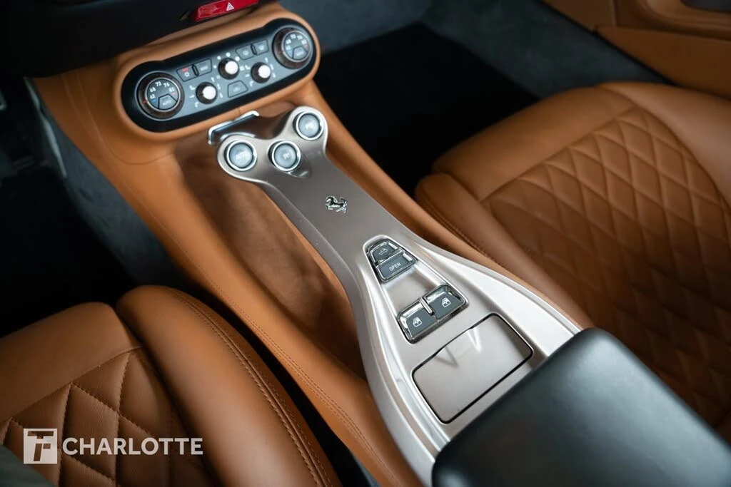 2012 Ferrari California - Image 30 of 31