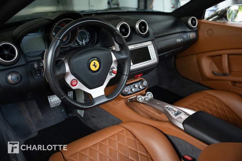 2012 Ferrari California - Image 22 of 31
