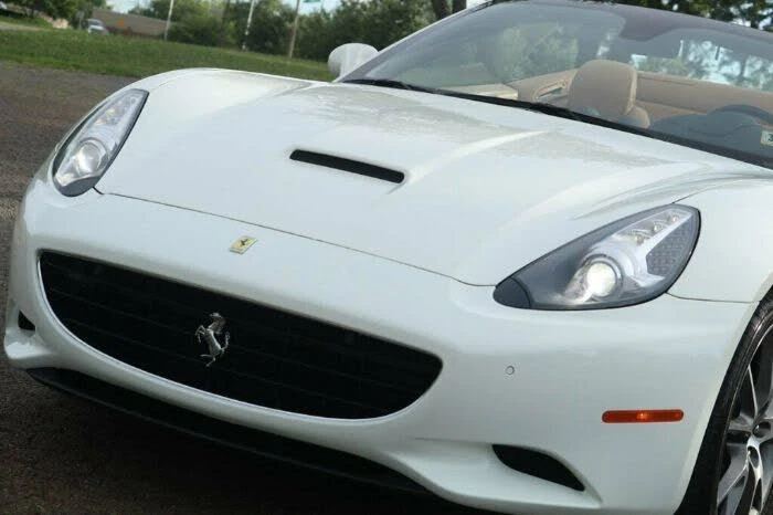 2012 Ferrari California - Image 23 of 24