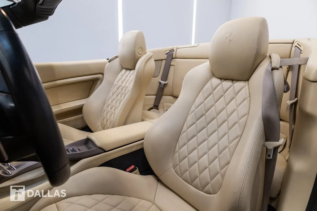 2012 Ferrari California - Image 3 of 4