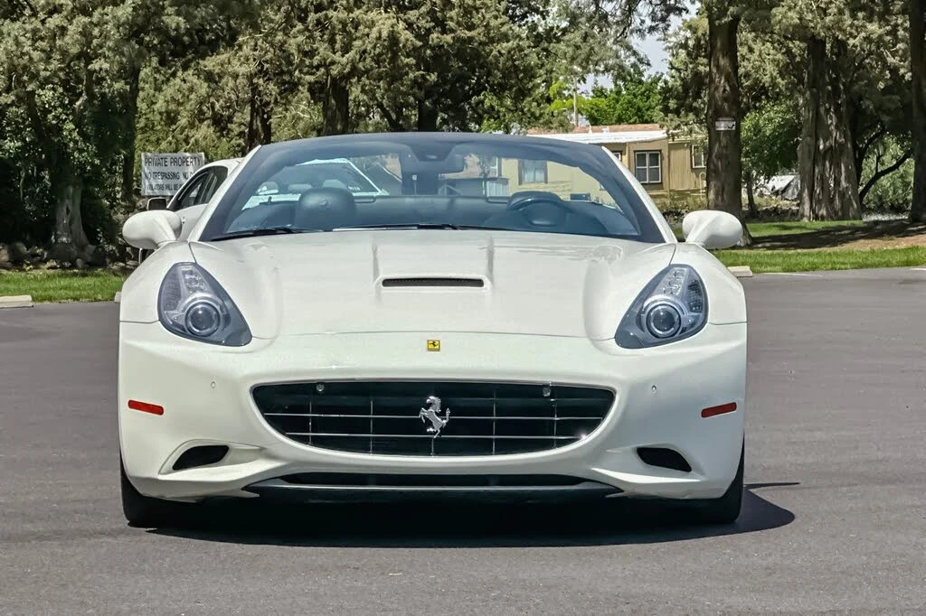 2012 Ferrari California - Image 10 of 31