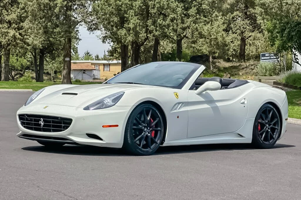 2012 Ferrari California - Image 9 of 31