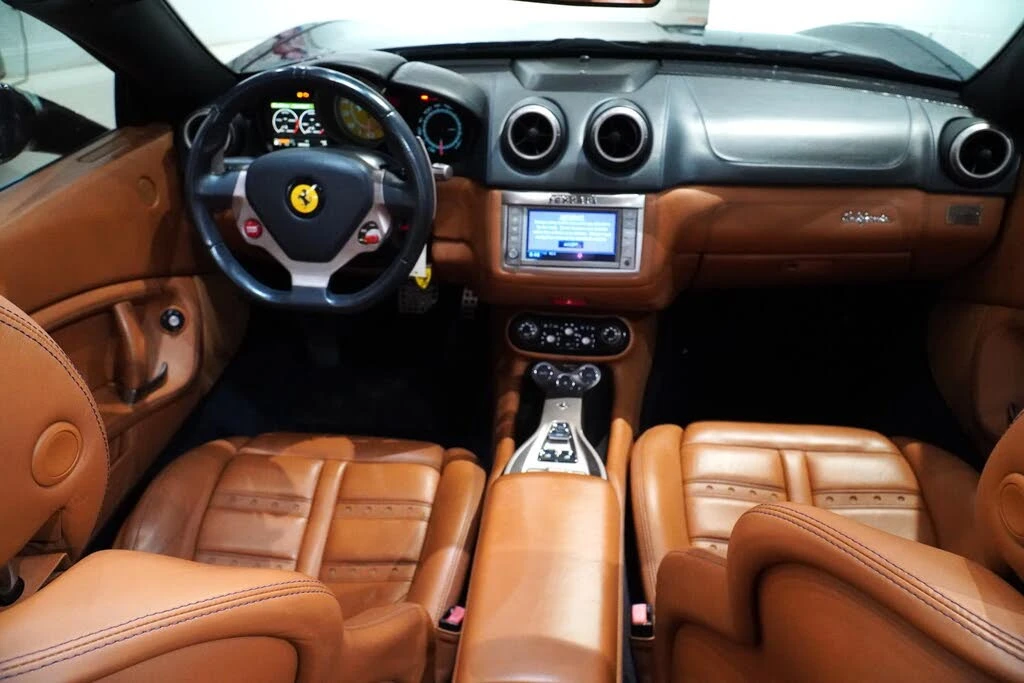 2012 Ferrari California - Image 29 of 31