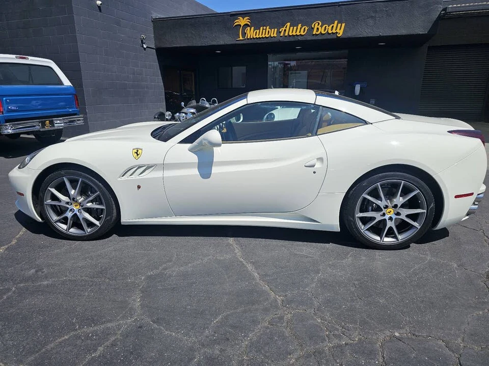 2012 Ferrari California - Image 4 of 31