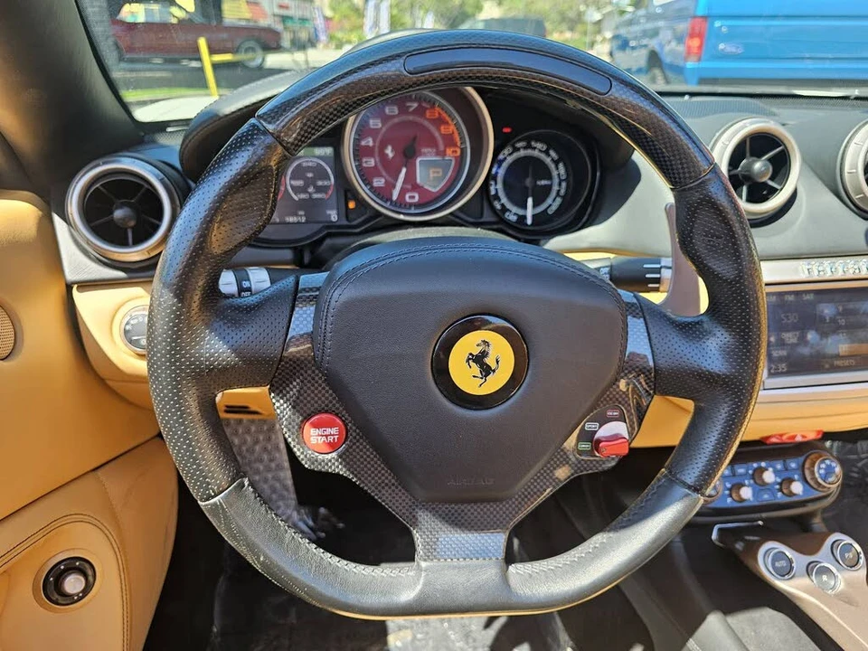 2012 Ferrari California - Image 23 of 31