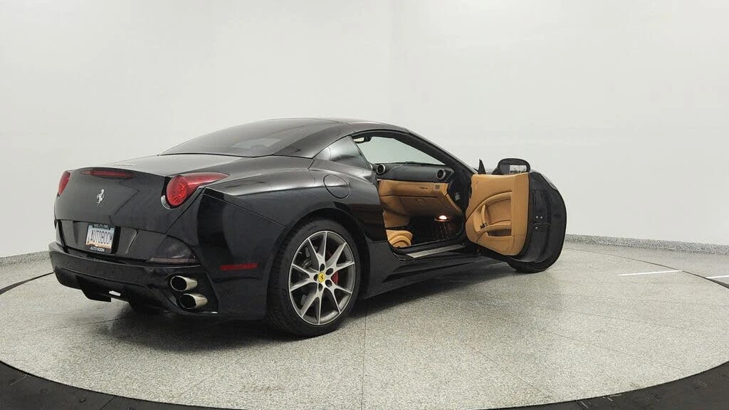 2012 Ferrari California - Image 11 of 29
