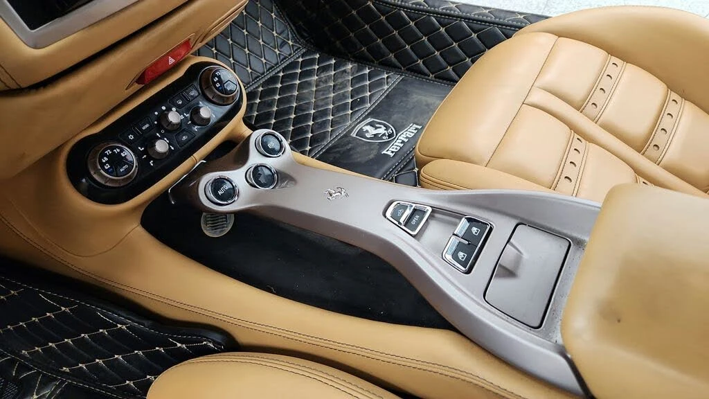 2012 Ferrari California - Image 21 of 29