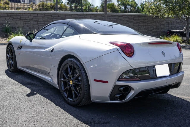 2012 Ferrari California - Image 18 of 31