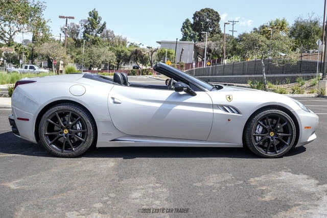 2012 Ferrari California - Image 9 of 31