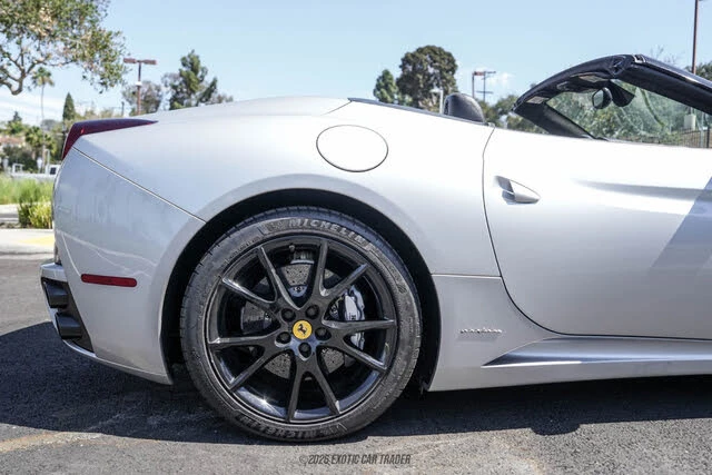 2012 Ferrari California - Image 10 of 31