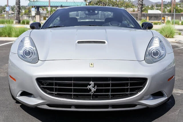 2012 Ferrari California - Image 21 of 31