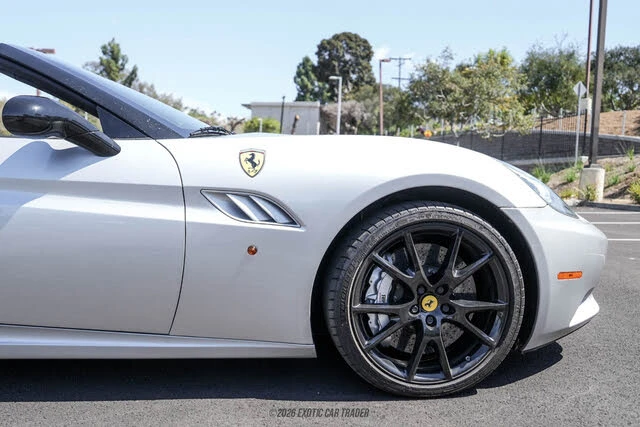 2012 Ferrari California - Image 11 of 31