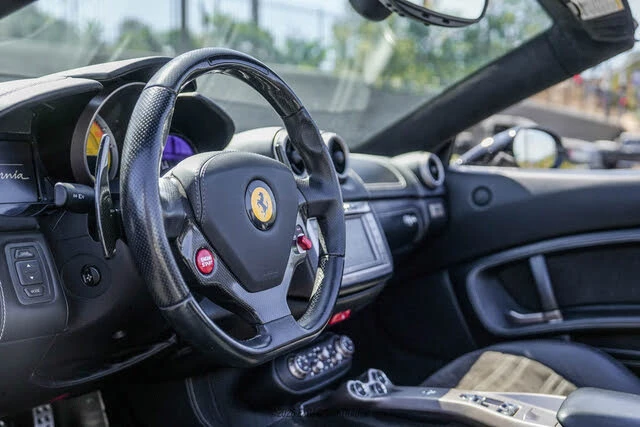 2012 Ferrari California - Image 29 of 31