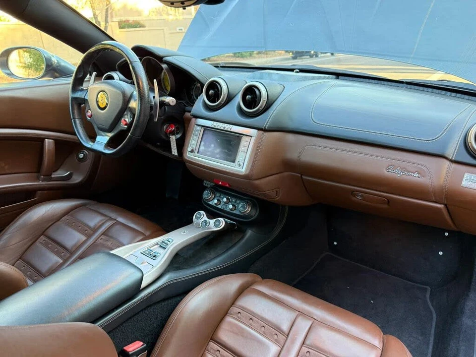 2012 Ferrari California - Image 21 of 30