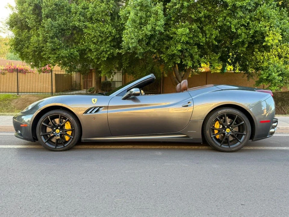 2012 Ferrari California - Image 26 of 30