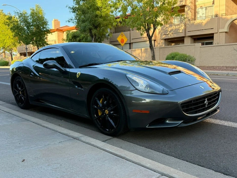 2012 Ferrari California - Image 6 of 30