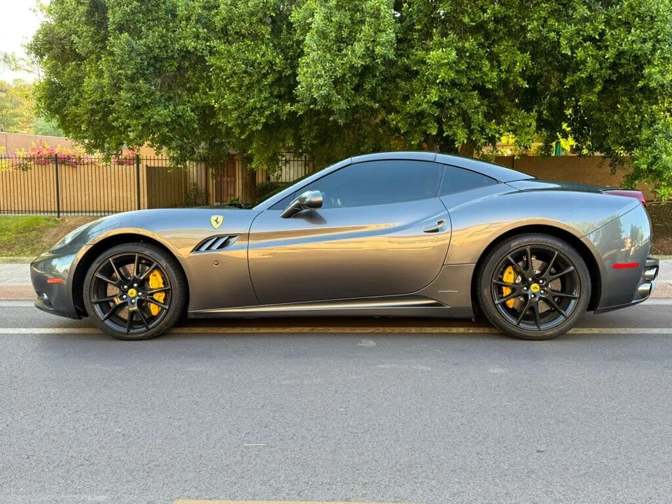 2012 Ferrari California - Image 2 of 30