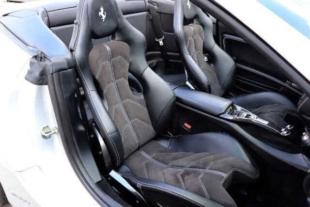 2012 Ferrari California - Image 8 of 17