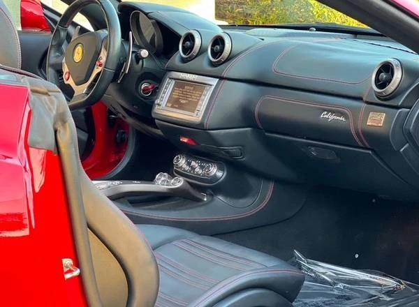 2012 Ferrari California - Image 16 of 18
