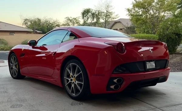 2012 Ferrari California - Image 15 of 15