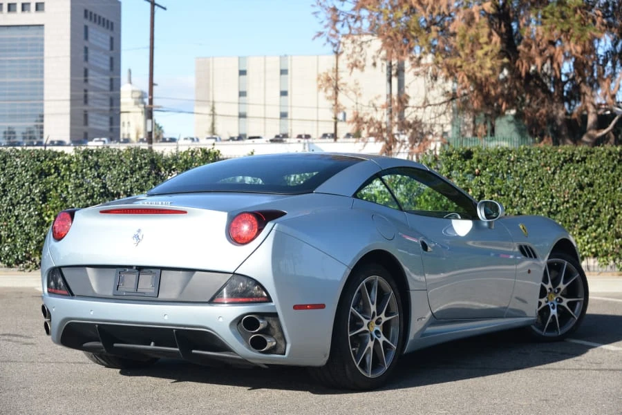 2012 Ferrari California - Image 3 of 7