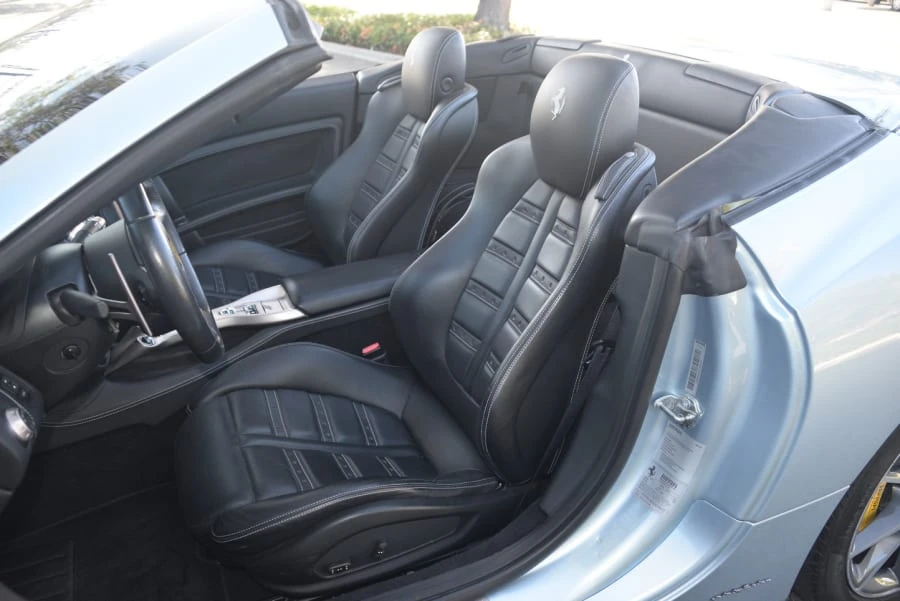 2012 Ferrari California - Image 4 of 7